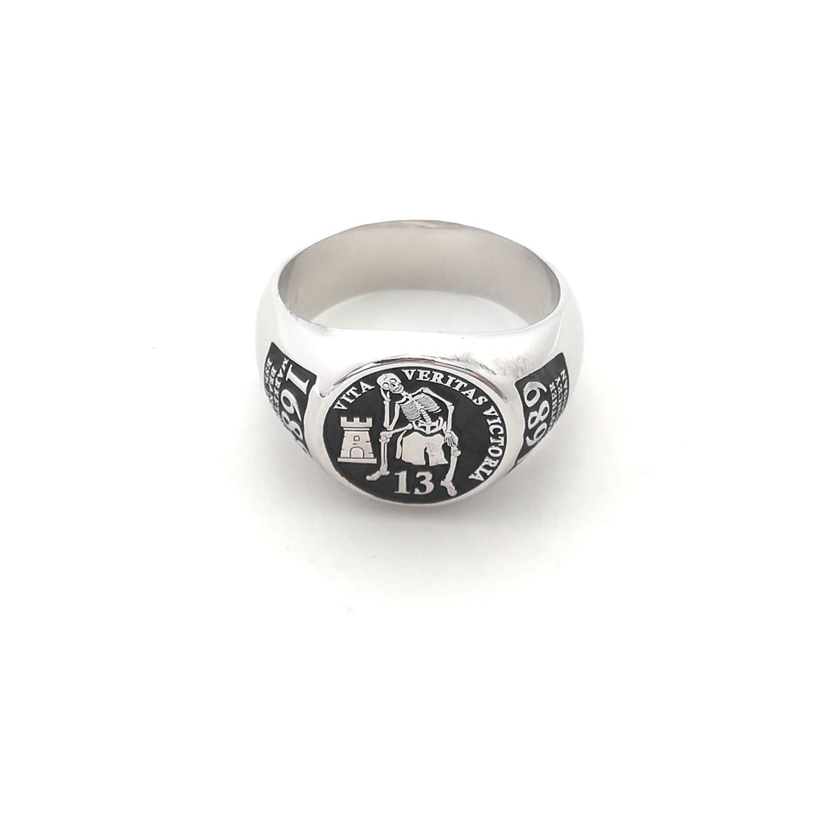 Custom Engraved 17mm Round Top - огляд і ціна Initial Ring Custom