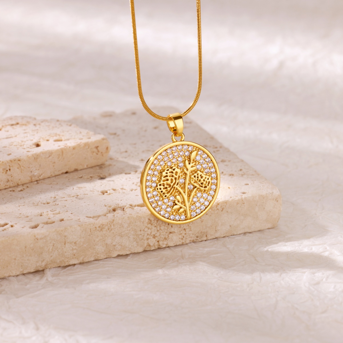 Zircon Flower Necklaces For Wo - огляд і ціна Birth Flower Necklace