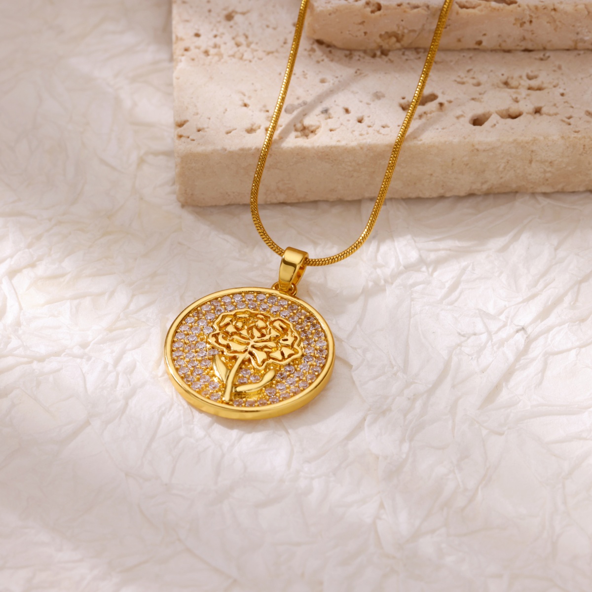 Zircon Flower Necklaces For Wo - огляд і ціна Birth Flower Necklace