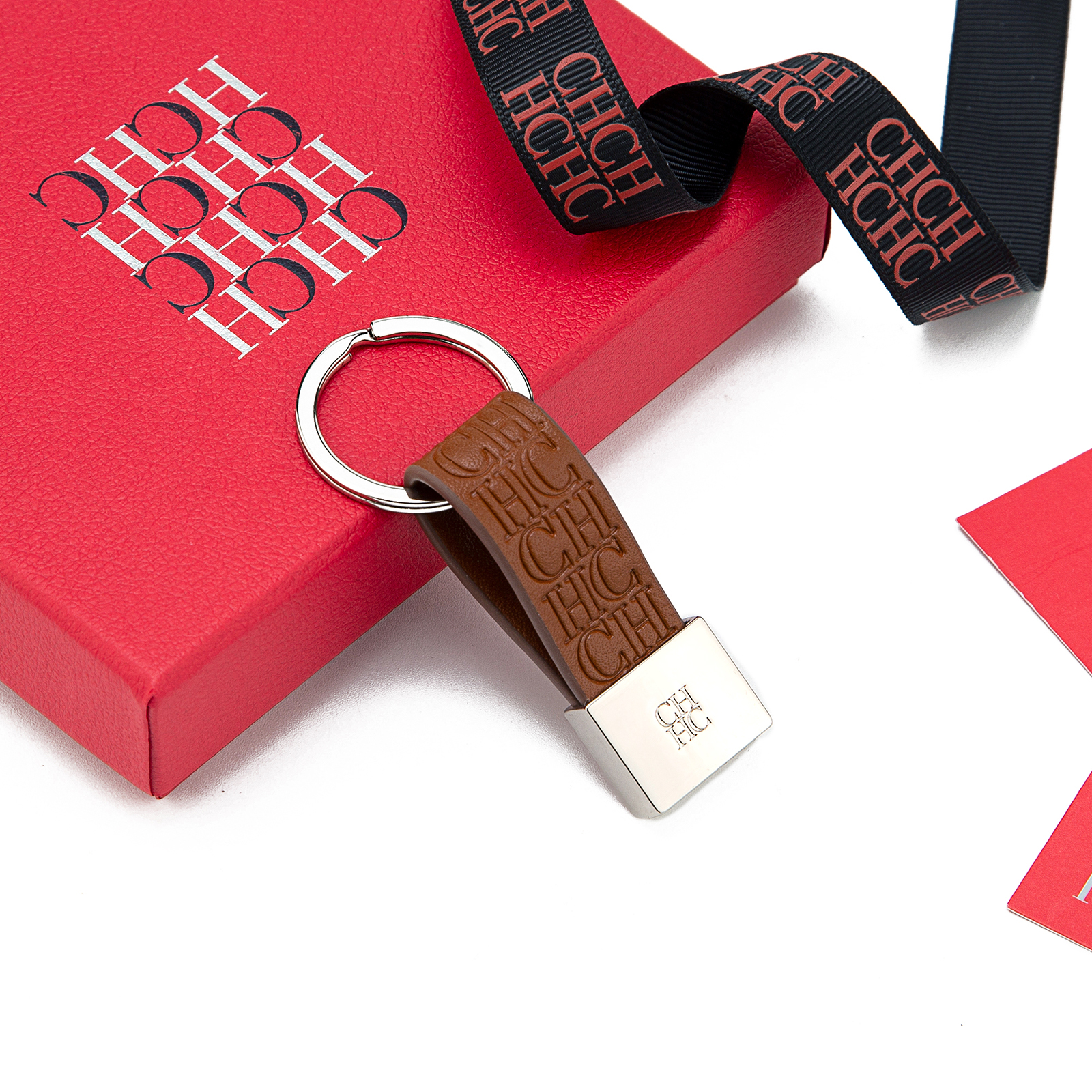 CH Embossed Monogram Leather K - огляд і ціна Monogram Keychain Leather