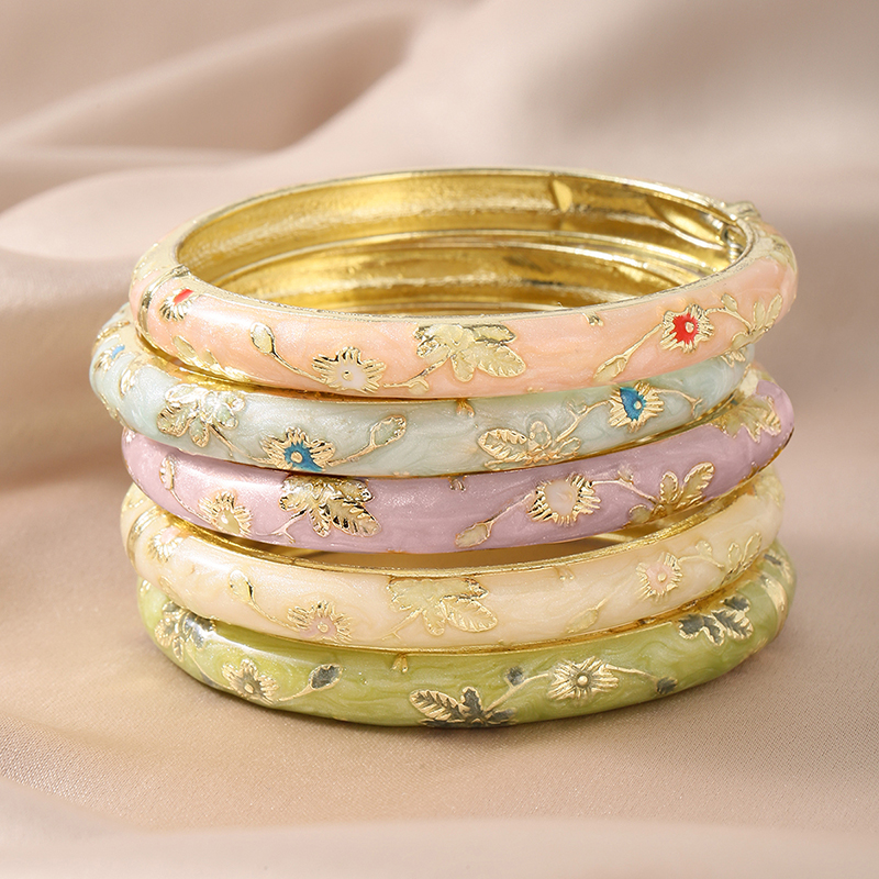 FTCY 5PCS Fine Small Flower Cl - огляд і ціна Coordinates Bracelet