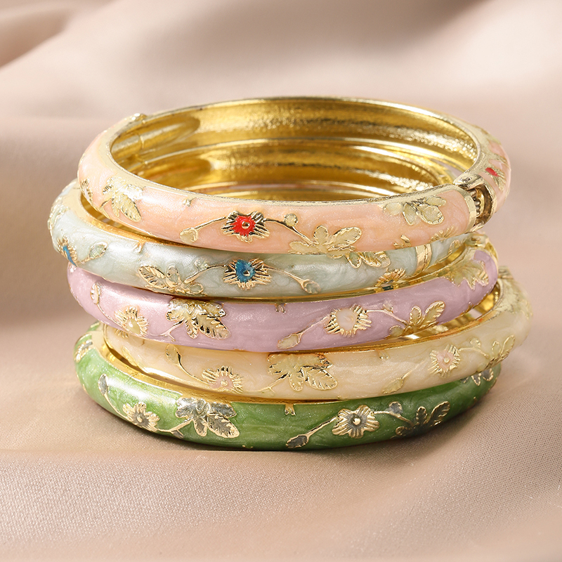 FTCY 5PCS Fine Small Flower Cl - огляд і ціна Coordinates Bracelet