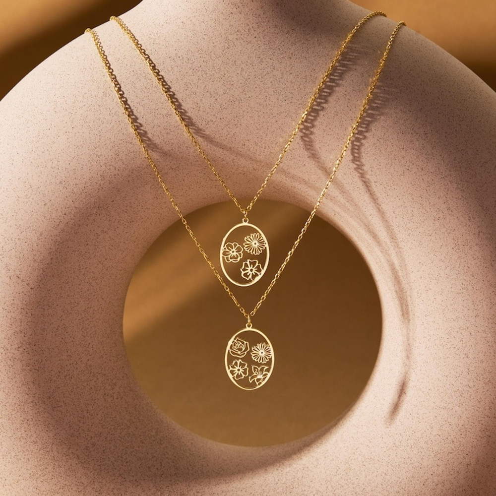 Custom Birth Flower Necklace P - огляд і ціна Birth Flower Necklace