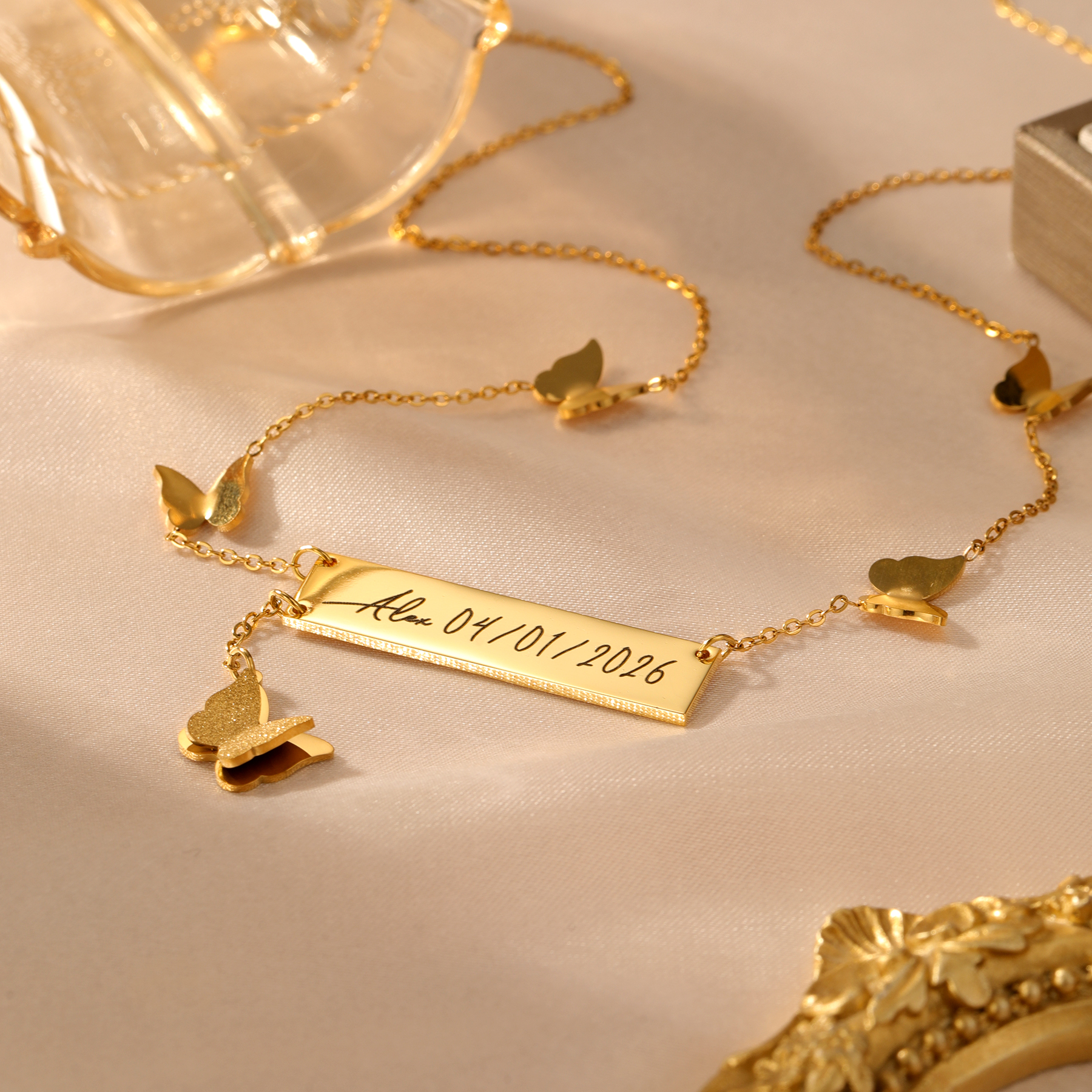 Personalized Butterfly Bar Nam - огляд і ціна Handwriting Necklace Bar
