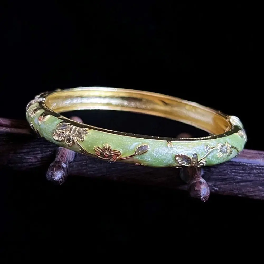 Enamel Chinese Cloisonne Brace - огляд і ціна Coordinates Bracelet